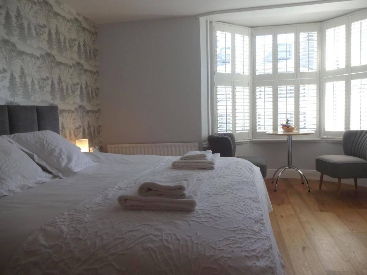 Aquarium Guest House in Brighton, Sussex