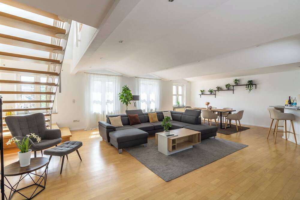 Ganze Wohnung, Penthouse Maisonette Apartment - City Center, Highspeed Internet, Garage Parking in Worms, Kurpfalz
