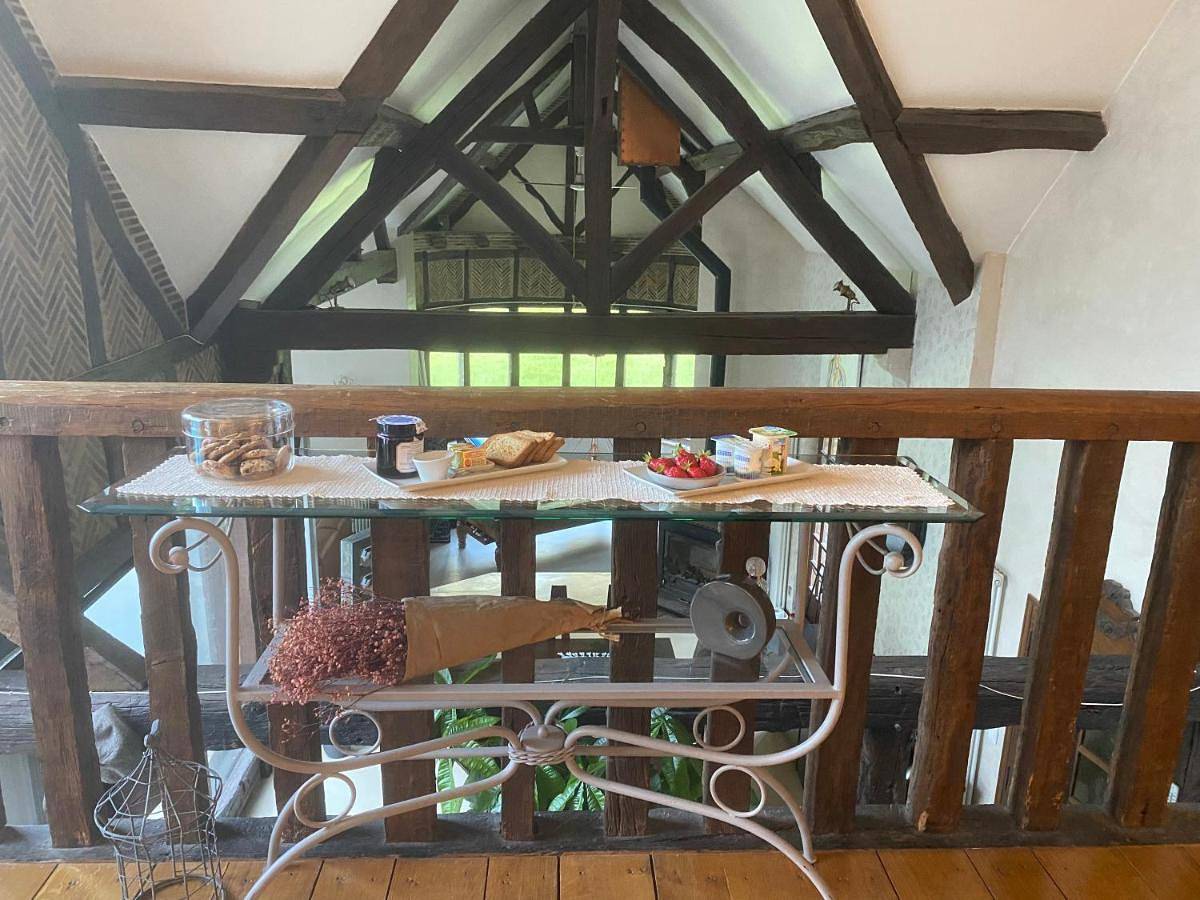 Appartement de vacances entier, Deluxe Double Room with Balcony in Chaumont-sur-Tharonne, Sologne