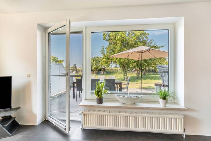 Ferienhaus für 8 Personen, mit Garten in Waabs - 2