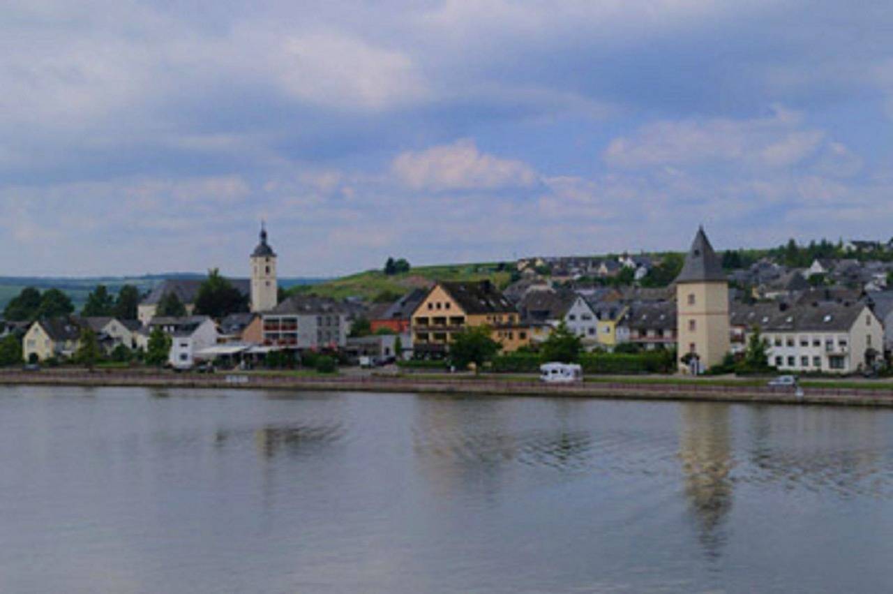 Ganze Ferienwohnung, Weingut-Gästehaus R. Schroeder in Mehring, Moseleifel
