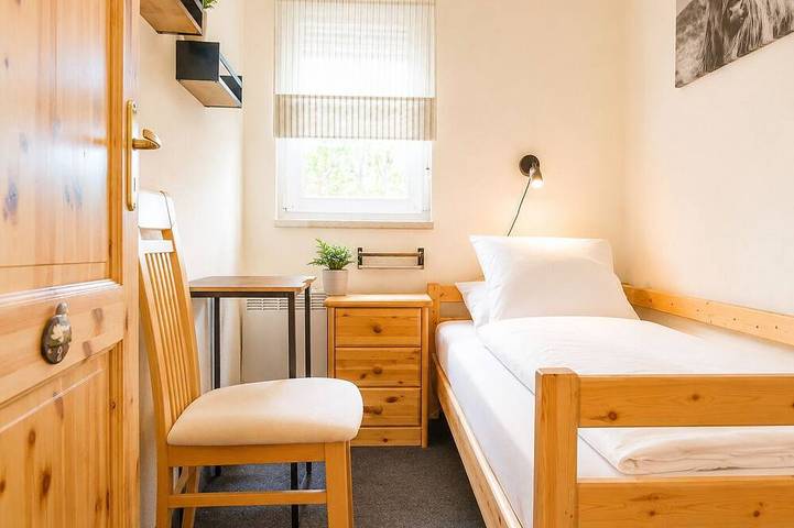 „Großes Ferienhaus für Gruppen & Familien am Rhododendronpark Kromlau“ in Gablenz, Oberlausitz-Niederschlesien
