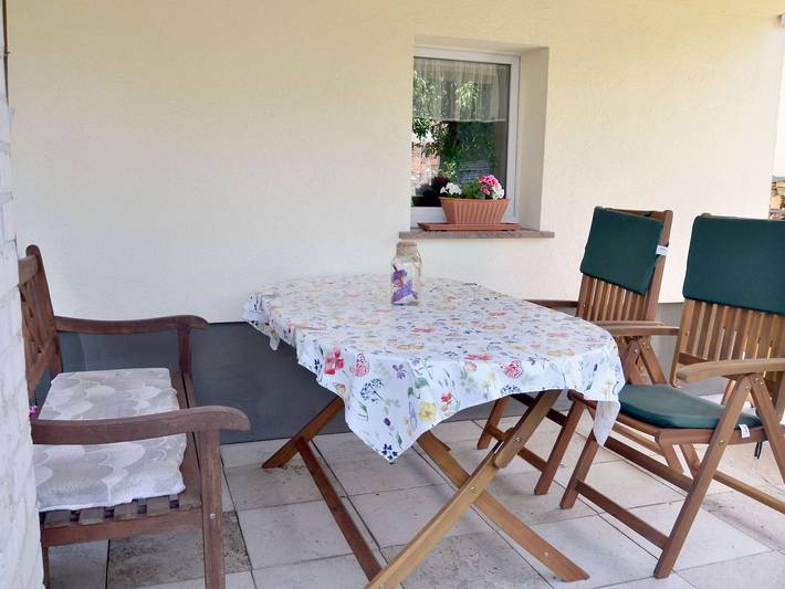 Ferienwohnung für 7 Personen, mit Balkon und Garten, kinderfreundlich in Schenkendöbern - 3
