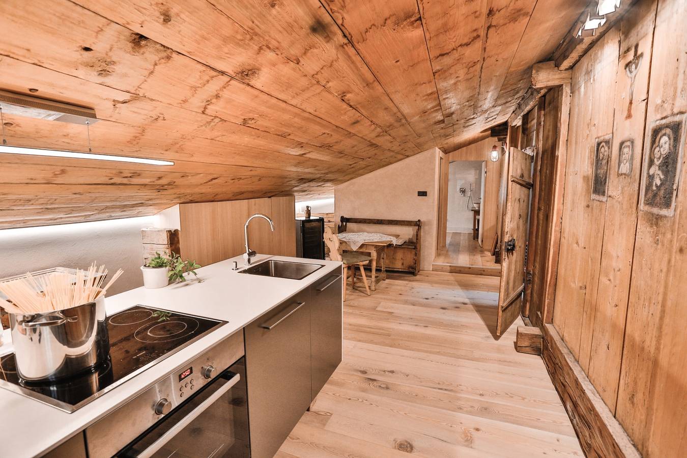 Ganze Wohnung, Apartment „Oberniederhof Anno 1793“ mit Bergblick, Gemeinschaftsgarten und Wlan in Unser Frau, Schnals