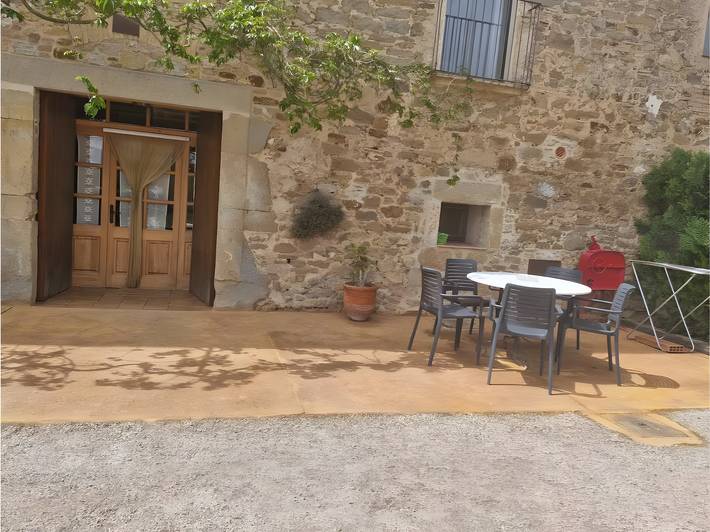 La Parra 1 at Mas Pareta: Rural Apartment with Pool and Farm near Costa Brava in Fonolleres (Girona), Parlavà