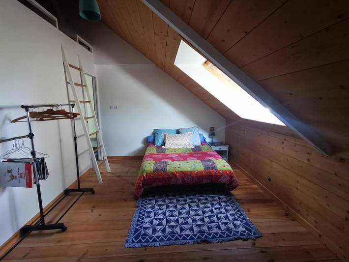 Chambre d’hôte pour 3 personnes, avec Terrasse et Jardin
