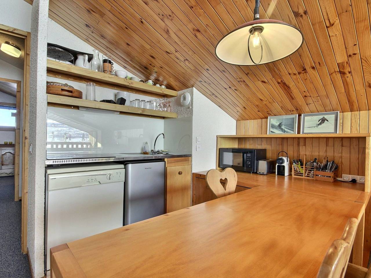 Appartement entier, Appartement 2 pièces avec belle vue sur pistes, animaux admis in Belle Plagne, La Plagne-Tarentaise