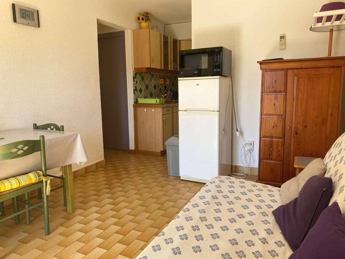 Gîte pour 2 personnes, avec Balcon dans Port De Balaruc Les Bains - 4