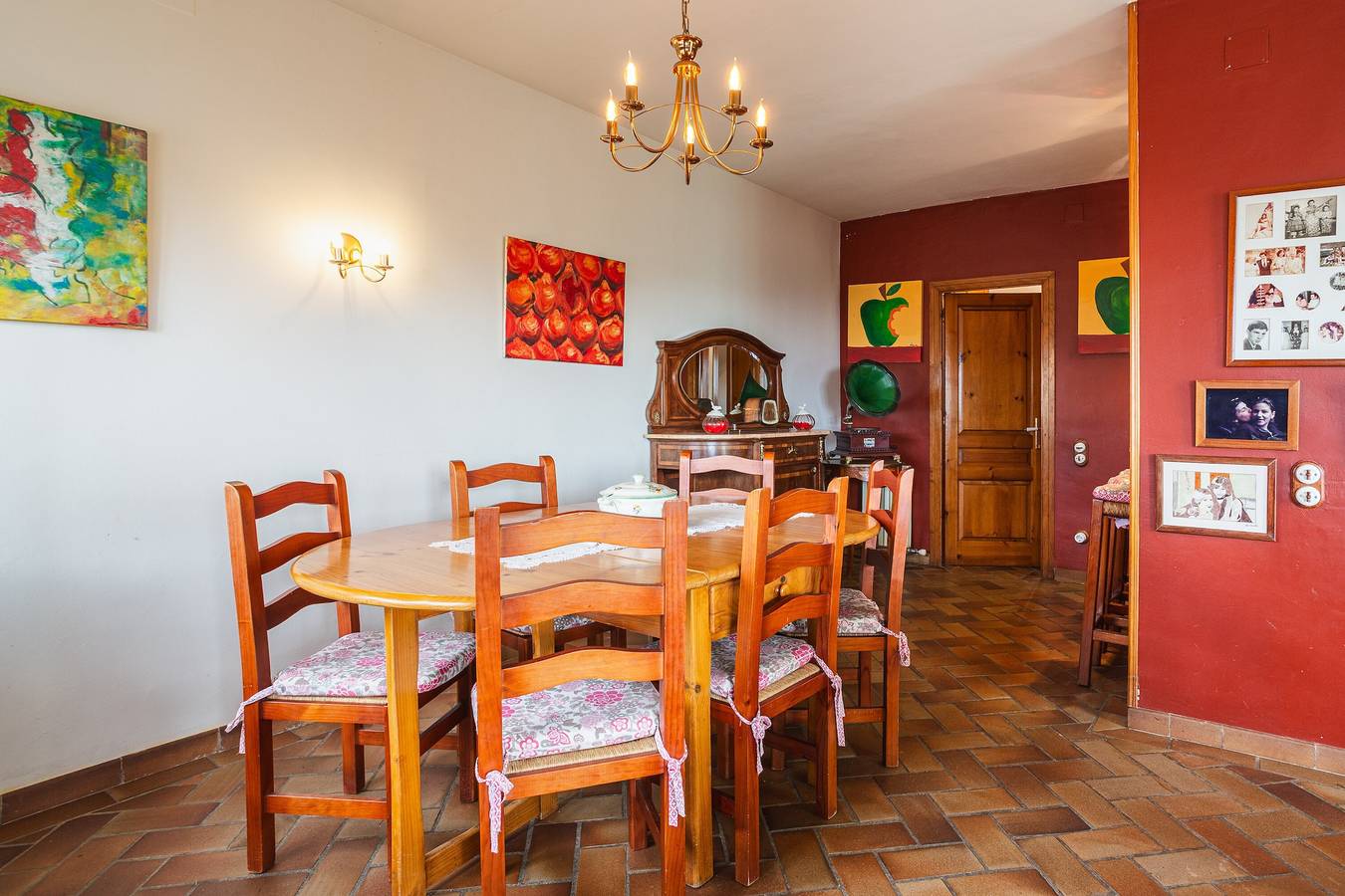 Apartamento entero, Estudio privado 'Can Mussol' con terraza, balcón y Wi-Fi in San Hilario Sacalm, Provincia de Gerona