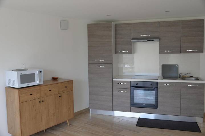 Gîte pour 2 personnes, avec Terrasse ainsi que Jardin et Vue à Reynès - 4