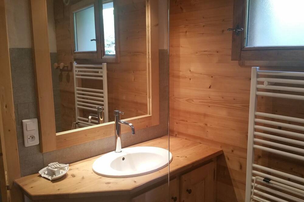 Geheel appartement, Appartement in chalet, voet van de skipistes in La Rosière, Montvalezan