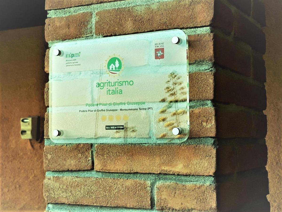 Villa with Private Pool in Monsummano Terme, Pistoia Provinz