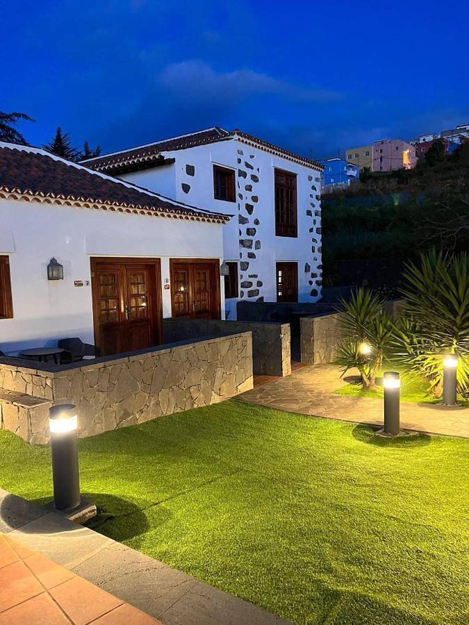 Hotel para 2 personas, con vistas además de jardín y piscina, Se admiten mascotas en Los Realejos - 3