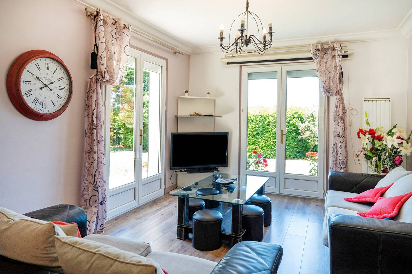 Villa 'Au Coeur Des Pins' mit privatem Pool, privatem Garten und Wlan in Tarnos, Dax und Umgebung