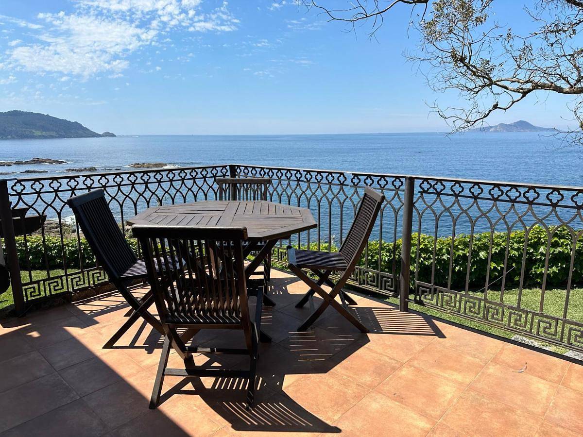 Casas 1ª línea ría de Vigo in Praia do Portiño (Vigo), Vigo