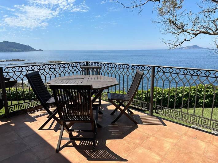 Ferienhaus für 6 Personen, mit Balkon und Terrasse sowie Garten und Ausblick