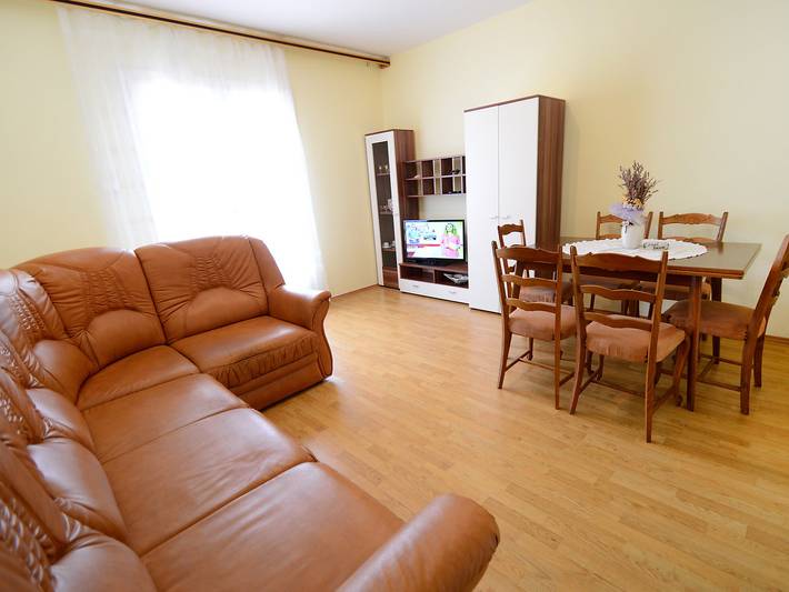 Ferienwohnung für 5 Personen, mit Terrasse und Garten in Grad Opatija - 3