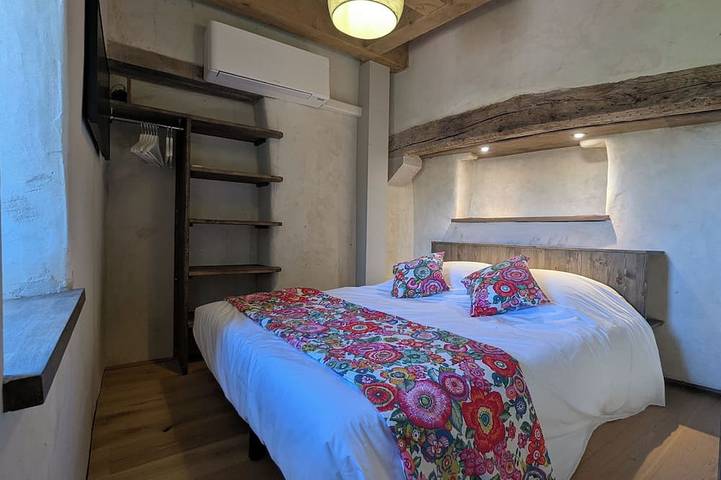 Gîte pour 3 personnes, avec jardin et terrasse à Saint-Germain-au-Mont-d'Or - 3