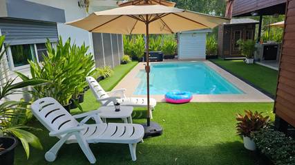 Maison d’hôte pour 2 personnes, avec jardin et piscine ainsi que vue et sauna dans Ban Chang Kham