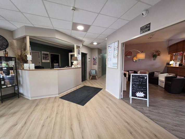 Hôtel pour 2 personnes, avec jardin et vue, animaux acceptés à Cluny - 4