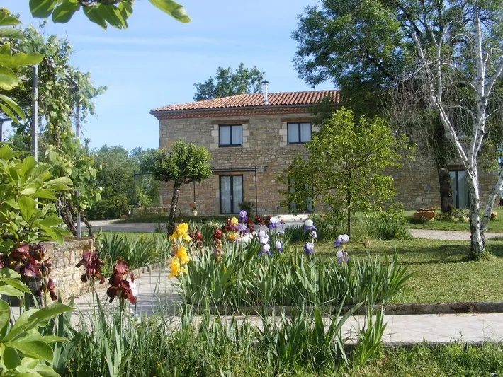 Alojamiento y desayuno para 2 personas, con jardín además de piscina y vistas, Familias con niños - 1