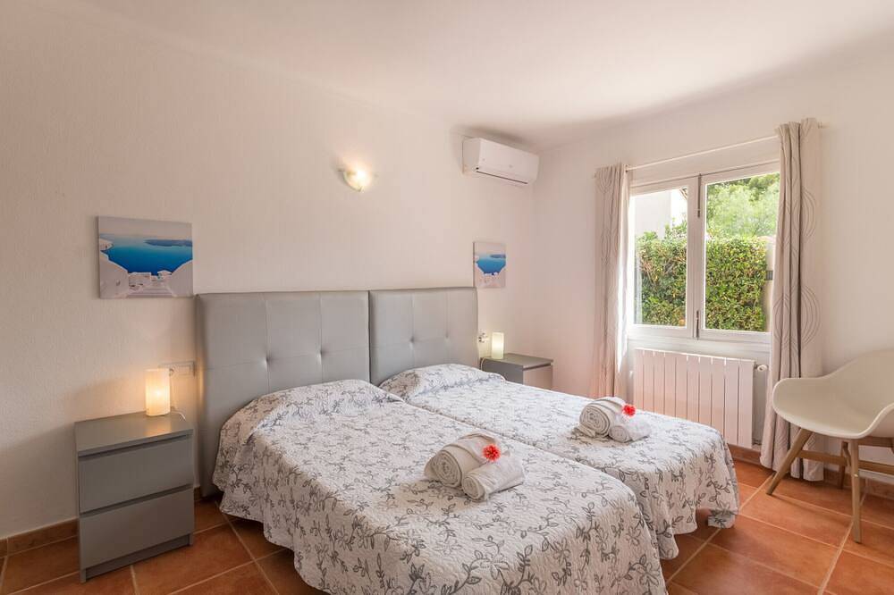 Holiday house with private pool only 200m to the beach, Cala Ratjada, Mallorca in Cala Ratjada, Capdepera