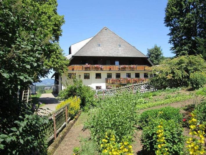 Ferienhaus für 5 Personen, mit Balkon und Terrasse sowie Garten in St. Märgen