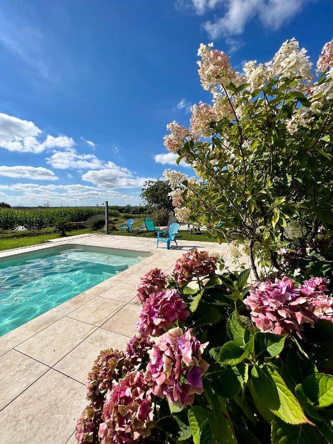 Maison de vacances pour 4 personnes, avec Terrasse et Piscine à Le Quiou
