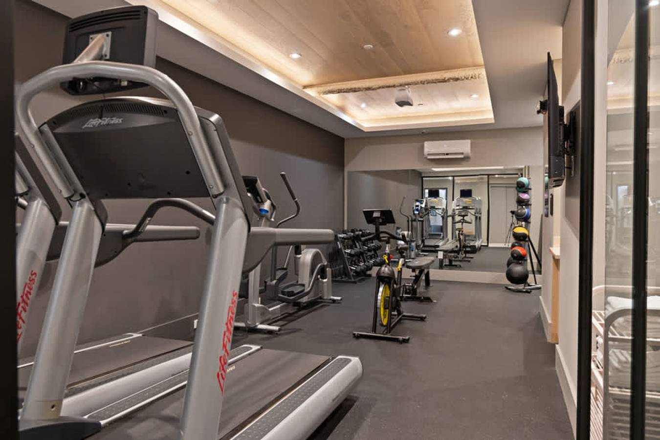 Apartamento entero, Sosuite   One Bed Apt w Rooftop  Gym  Laundry in Filadelfia, Pensilvania