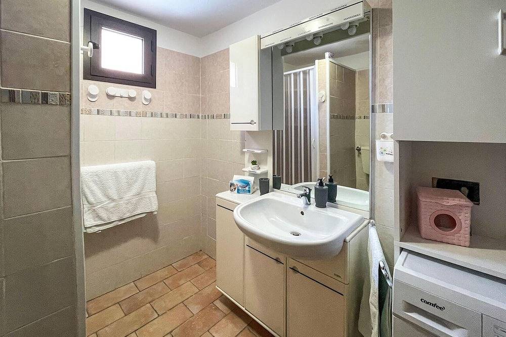 2 bedroom gorgeous home in Pisticci in Pisticci, Gulf of Taranto