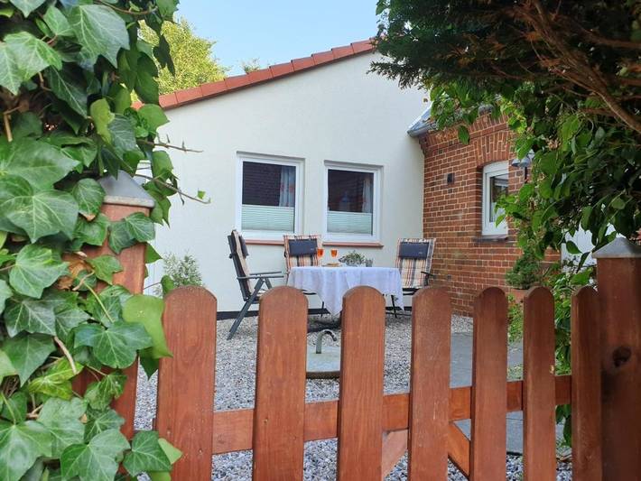 Ferienwohnung für 2 Personen, mit Terrasse und Garten in Puttgarden - 4