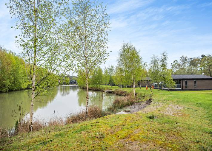 Lakeside 2 Pet Friendly in Stixwould and Woodhall, Lincolnshire