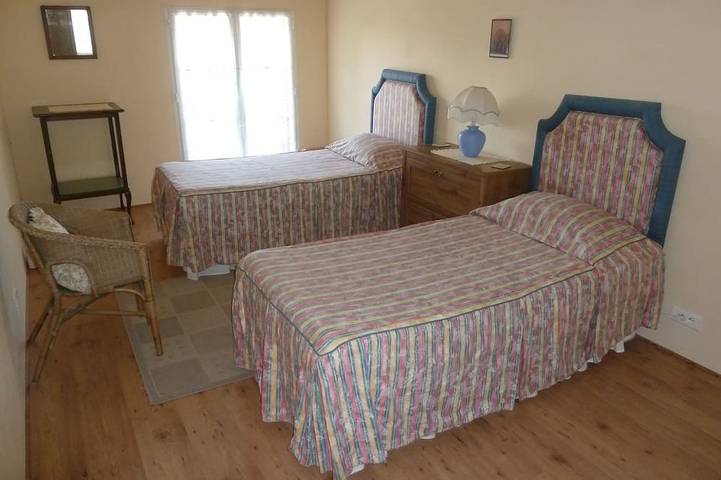 Location de vacances pour 20 personnes, avec piscine et terrasse à Douzens - 3