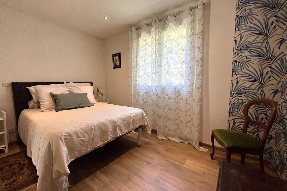 Entire apartment, Apartamento en villa con piscina cerca de Bastia in Furiani, Bastia region