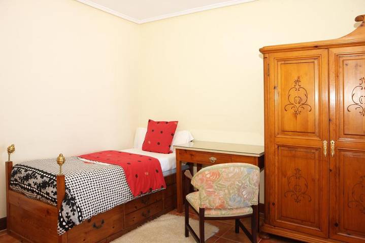 Hôtel pour 2 personnes, avec vue et jardin à Laredo - 2