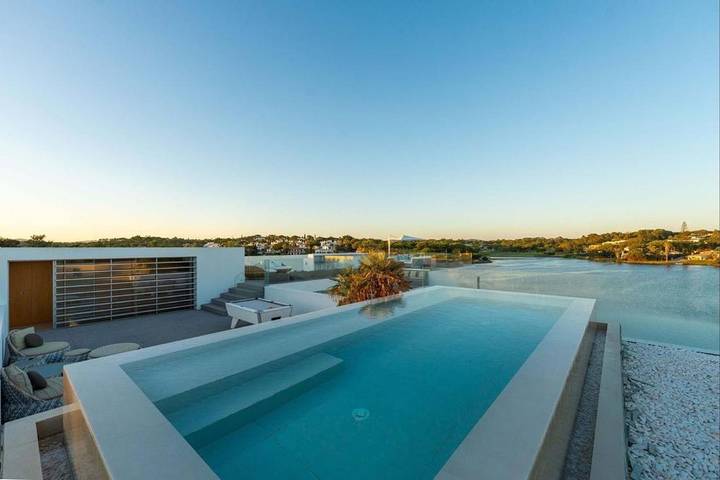 Ferienwohnung für 12 Personen, mit Balkon und Whirlpool sowie Terrasse und Garten in Mettnau - 4