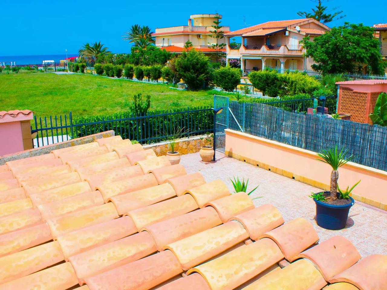 Casa 7 Personas in Campofelice di Roccella, Provincia de Palermo