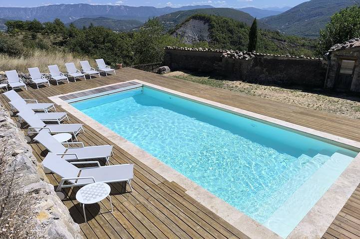 Villa für 12 Personen, mit Terrasse und Garten - 1