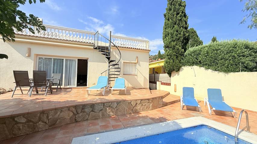 Chalet para 4 personas, con jardín y terraza en Alt Empordà - 2