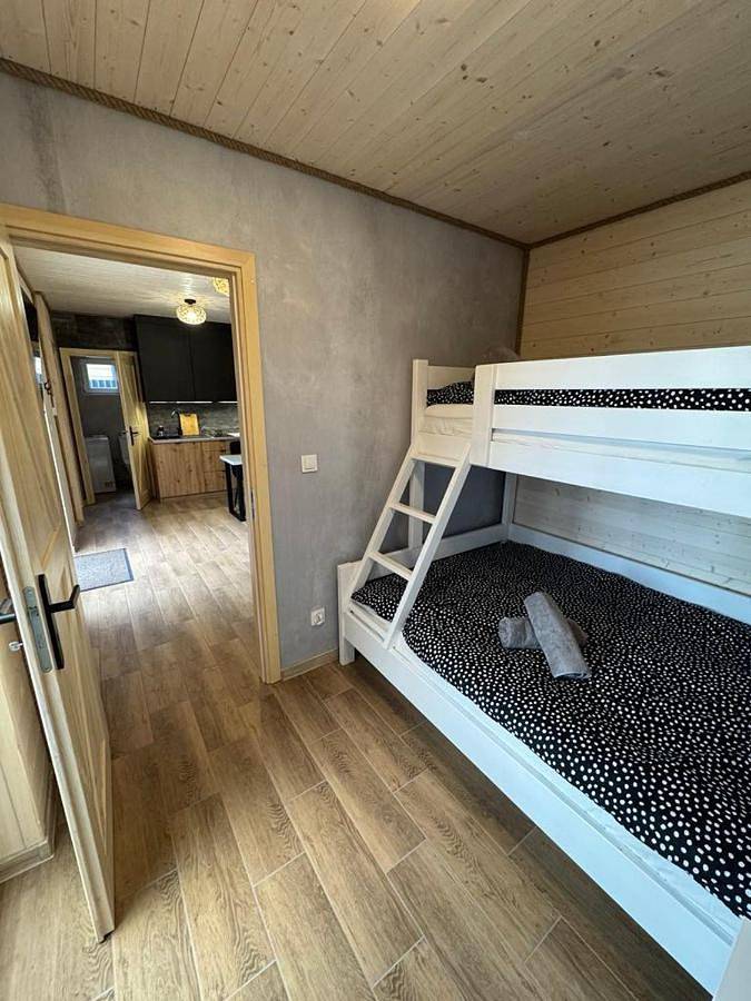 Location de vacances pour 6 personnes, avec jardin et piscine ainsi que vue et sauna dans Radawa - 3