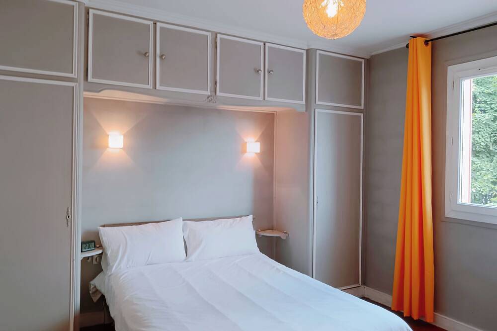 Appartement entier, Le grand Paris. Parking, balcon et Metro in Bondy, Seine-Saint-Denis