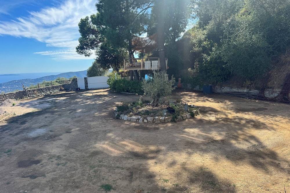 Apartamento entero, Well-being guaranteed in a little corner of paradise 8 minutes from Ajaccio in Alata, Region de Ajaccio