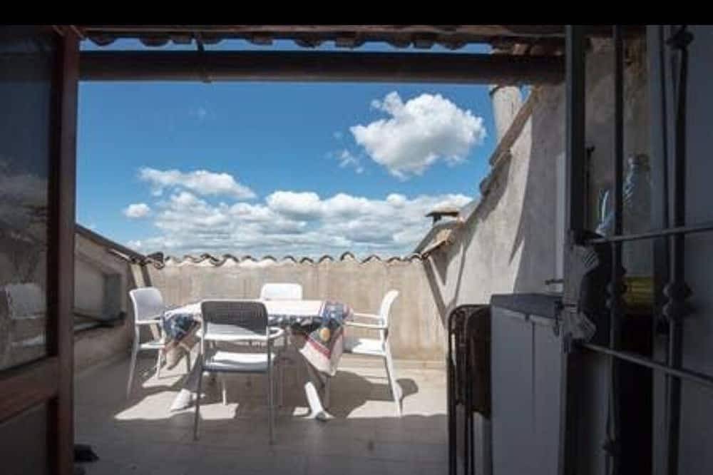 Entire apartment, The Paper House in Orvieto, Terni Province