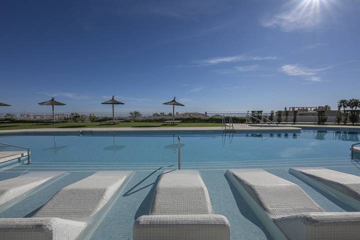 Ganze Wohnung, Luxury Penthouse with Seaview & Golf 5010 in Marina de Casares, Casares