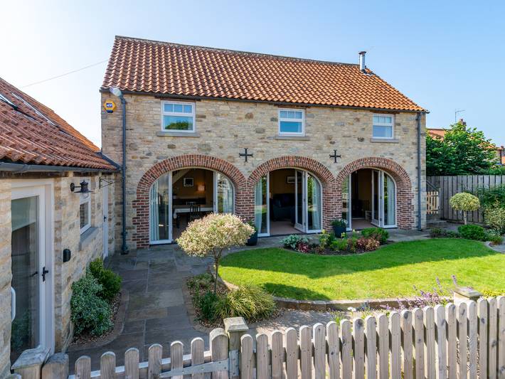 Cottage for 6 people, with garden, with pets in Helmsley