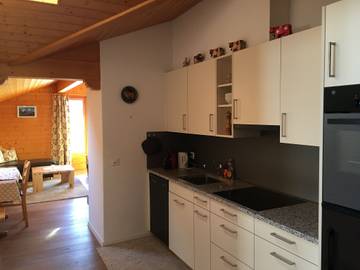 Gîte pour 4 personnes, avec jardin et balcon dans Wengen