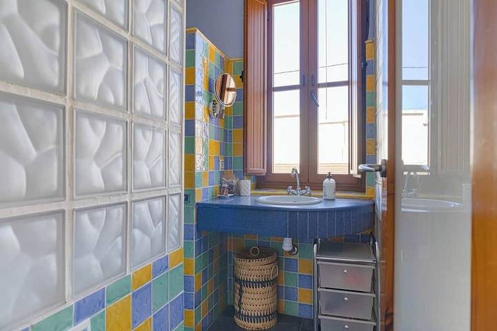 Ganze Wohnung, Low Flat Square Tossal in Valencia City Centre, Valencia
