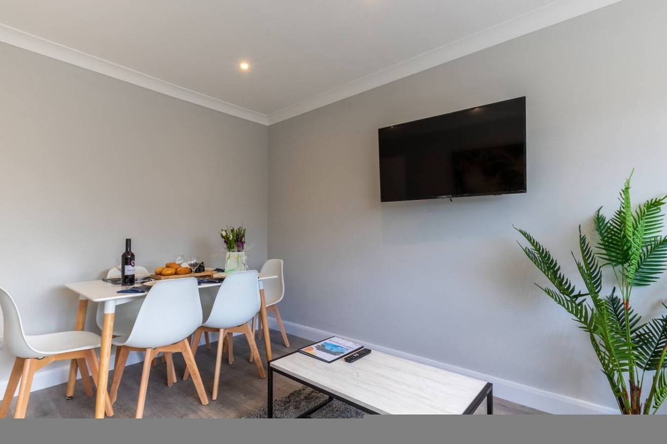 Altham Place | Modern Coastal 2Br Bungalow Near Morecambe Bay in Morecambe, Lancashire