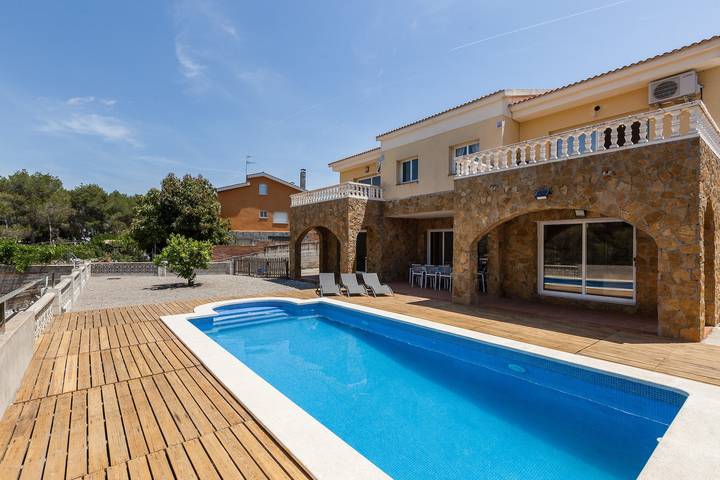 Apartamento para 10 personas, con Balcón y Jardín en Costa del Garraf