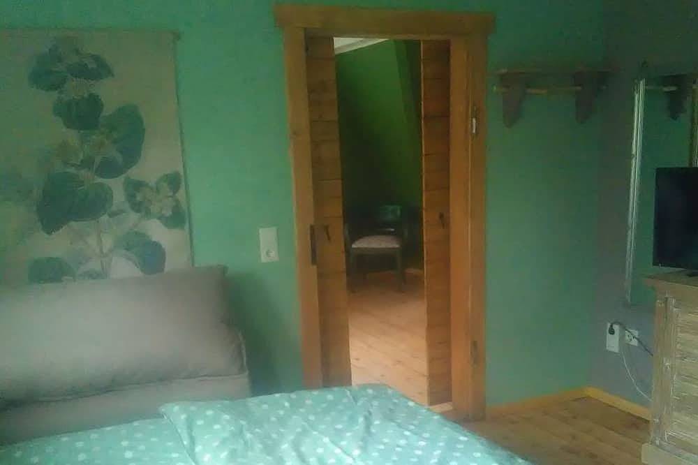 Ganze Wohnung, Linas Töpferhof - individuelle Ferienwohnung in Weißenfels, Saale-Unstrut